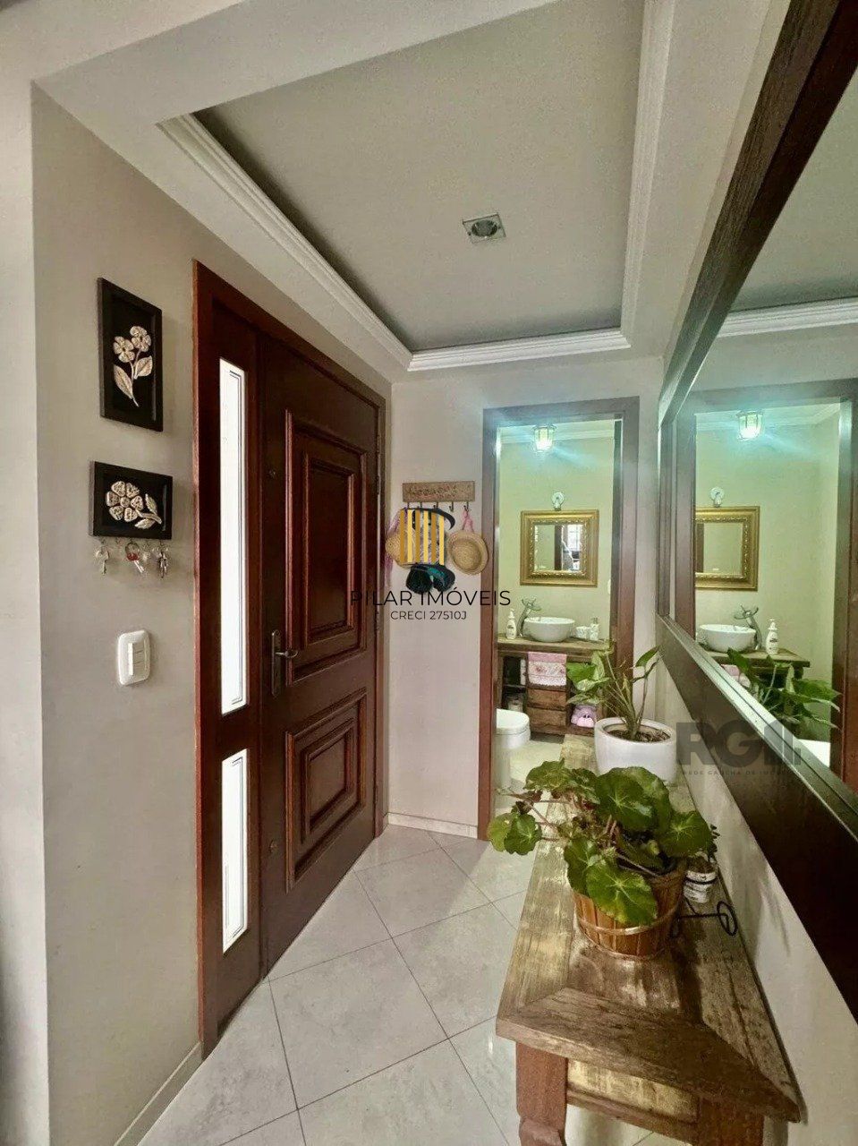 Casa 3 dormitórios no bairro Ipanema