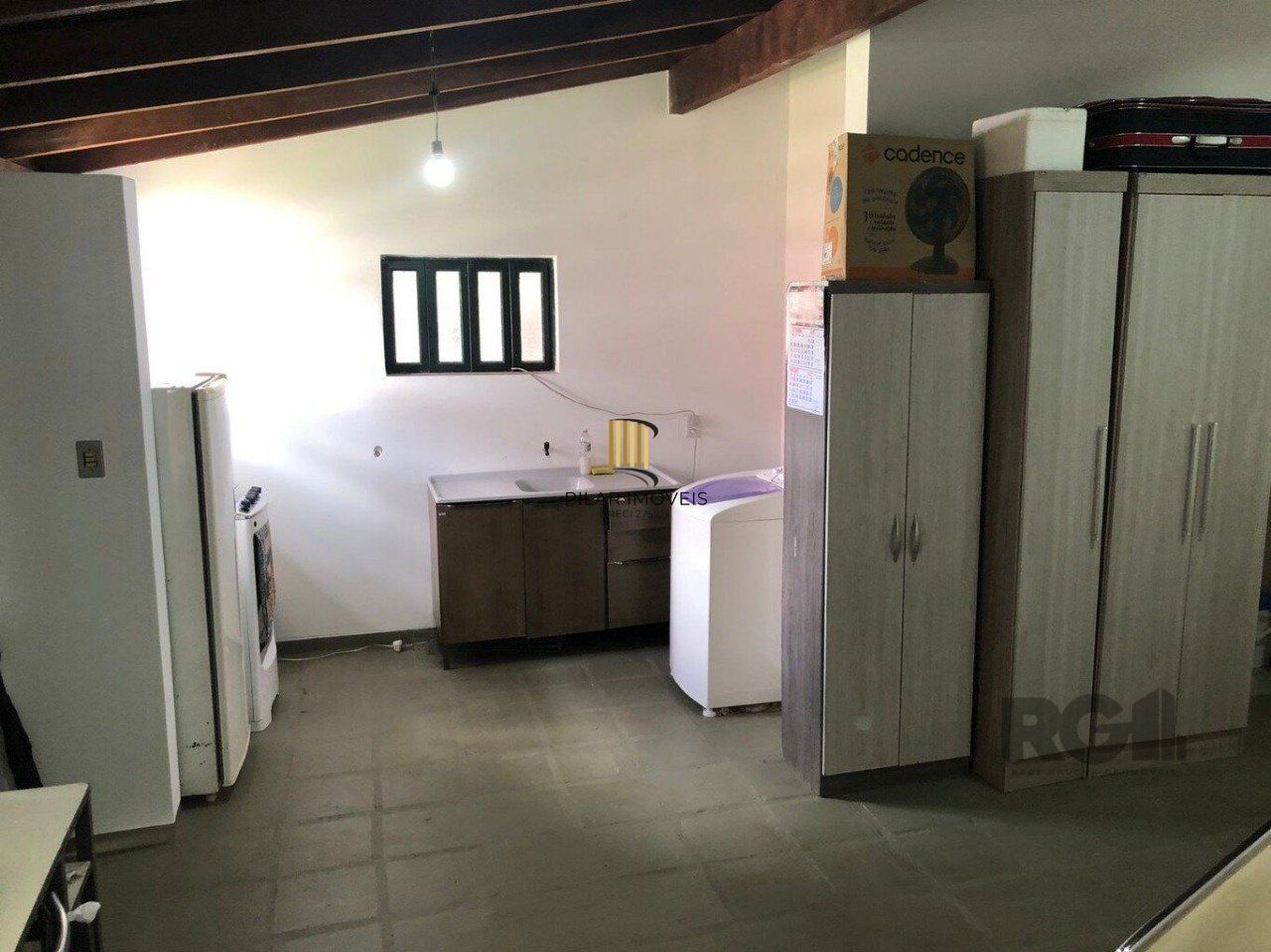 Casa 5 dormitórios no bairro Ipanema