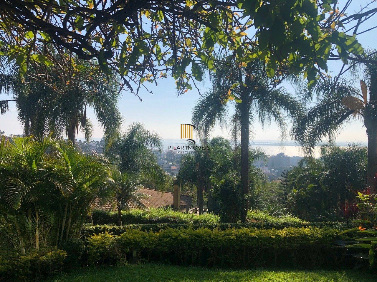 Casa Condominio para Venda - 420m², 3 dormitórios, sendo 3 suites, 2 vagas - Santa Tereza