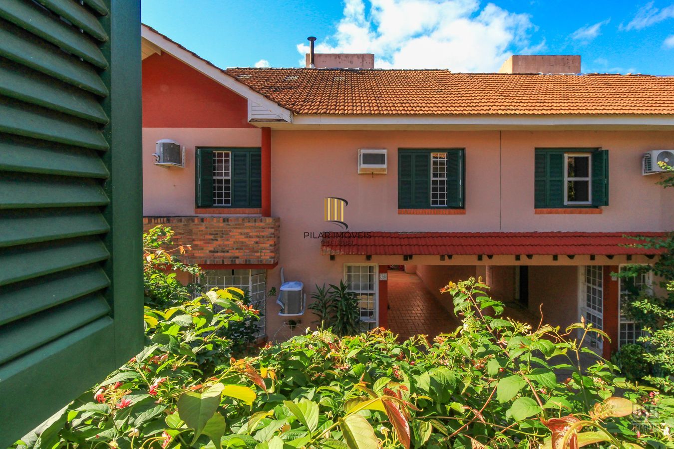Casa de Condomínio 3 dormitórios no bairro Tristeza