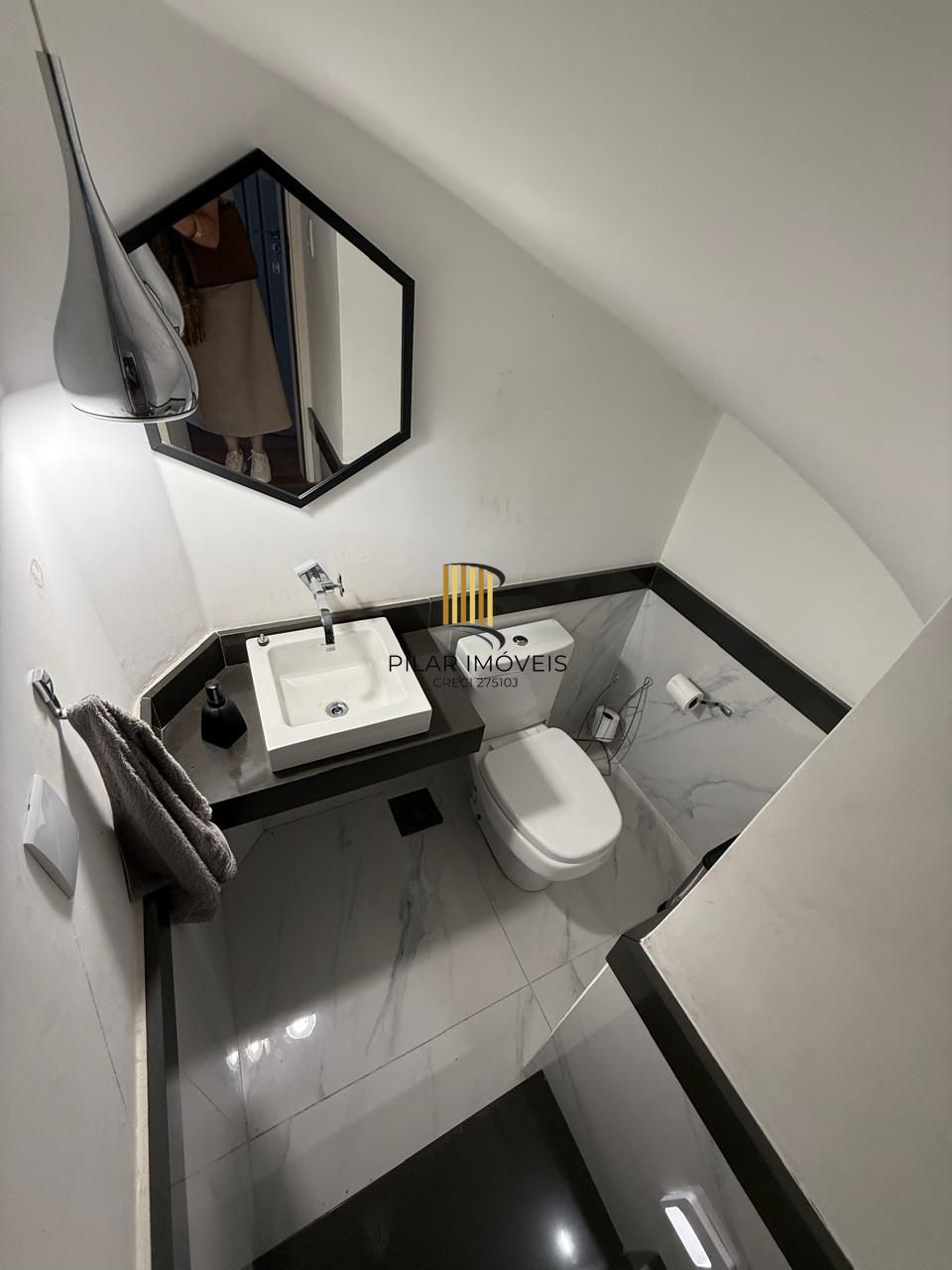 Casa de Condomínio 3 dormitórios no bairro Tristeza