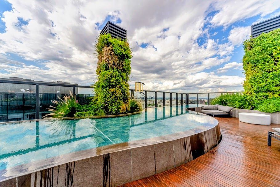 Loft no Condomínio Carlos Gomes Square no bairro Três Figueiras