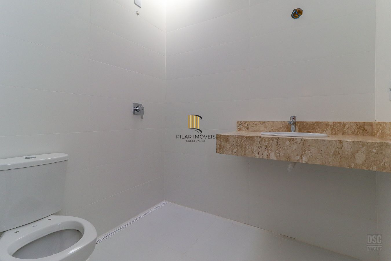 Casa 3 dormitórios no bairro Tristeza