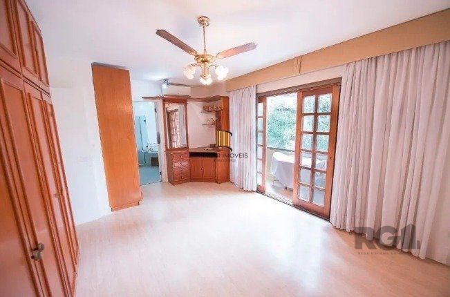 Casa 4 dormitórios no bairro Rio Branco