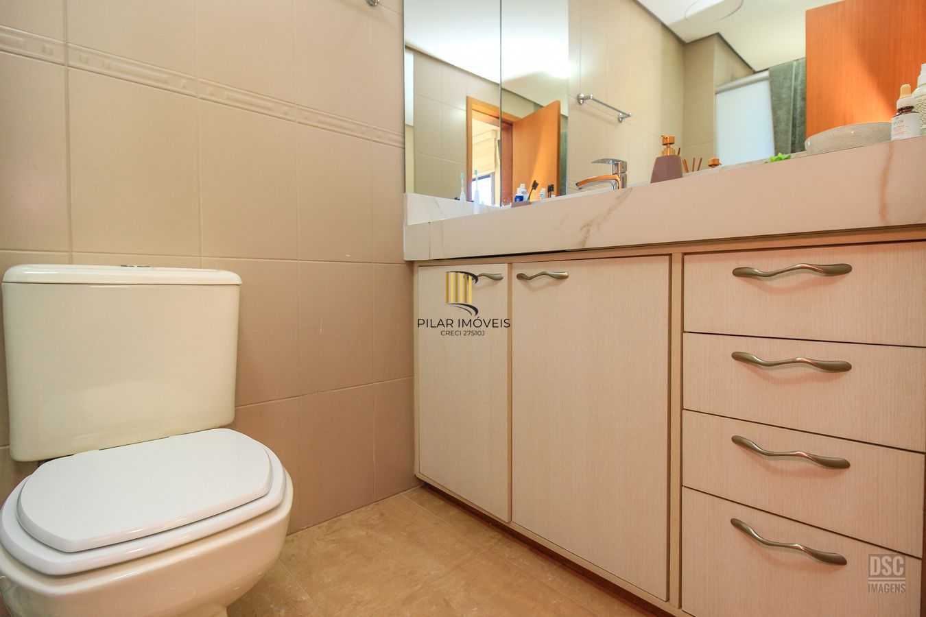 Apartamento , 3 dormitórios com suíte, 2 vagas de garagem, bairro Bela Vista