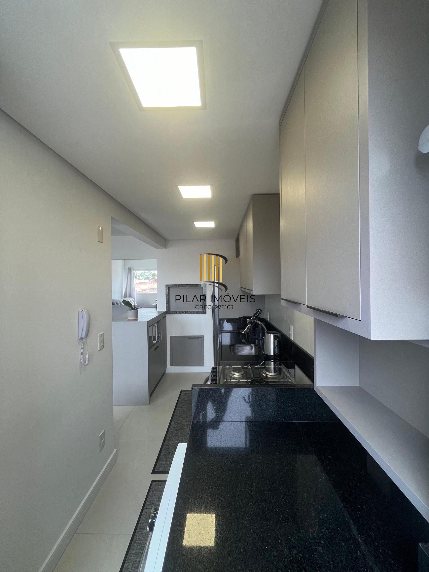 Apartamento 2 dormitórios no bairro Santo Antônio