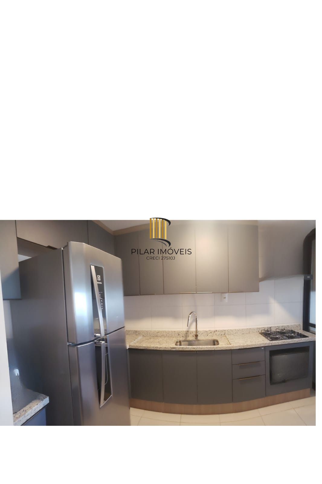 APARTAMENTO 02 DORMITÓRIOS , SUÍTE E VAGA COBERTA
