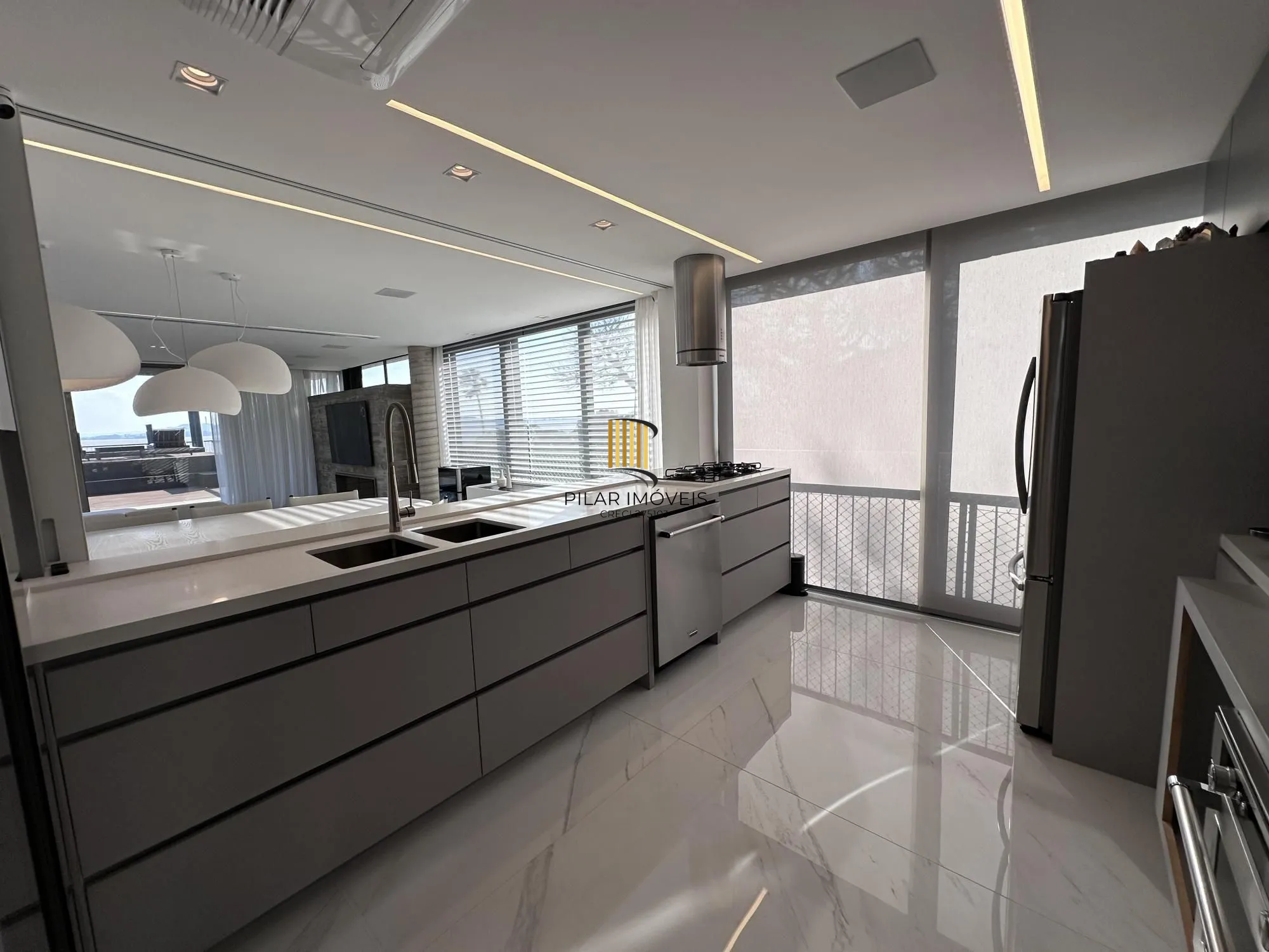 Casa em condomínio de alto padrão a venda no bairro Vila Conceição