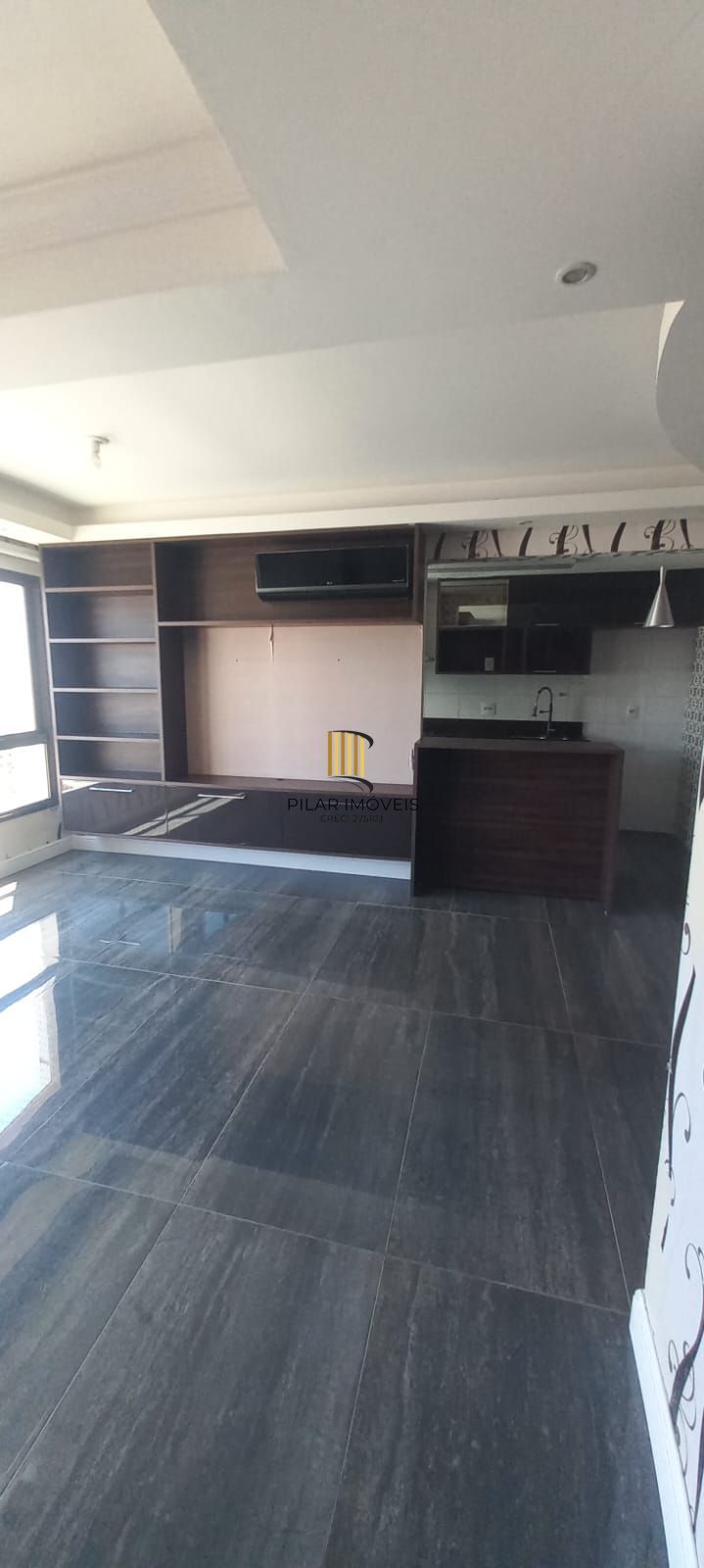 Apartamento de 3 dormitórios, 2 vagas cobertas, infra completa no Passo Da Areia