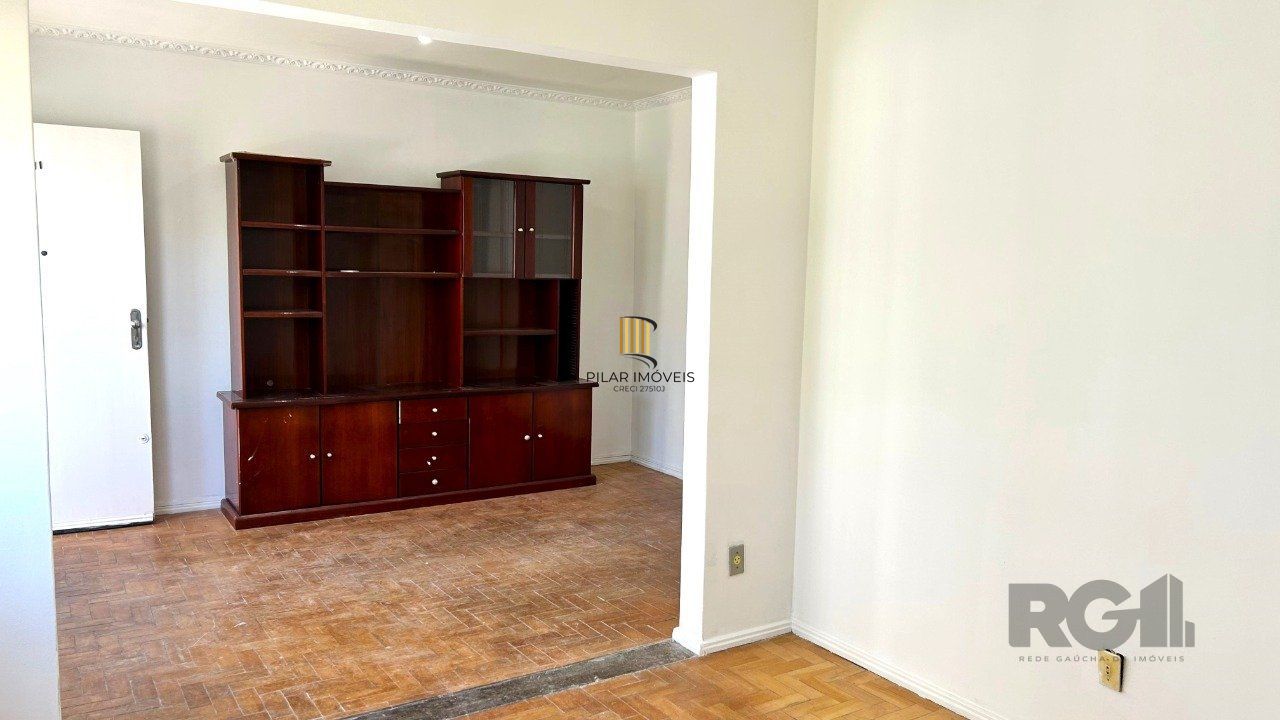 Apartamento 4 dormitórios no bairro Menino Deus