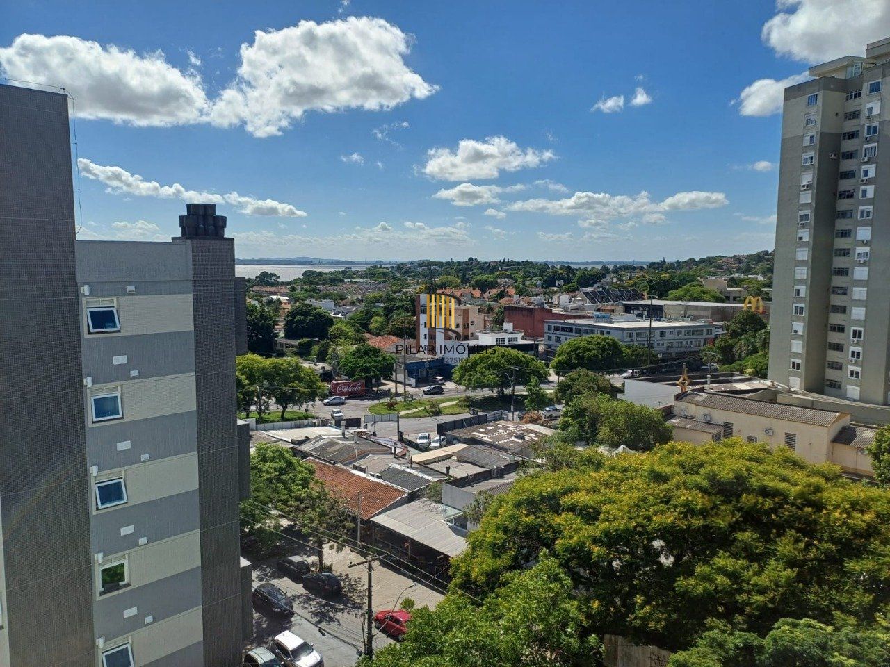 Apartamento 2 dormitórios no bairro Tristeza