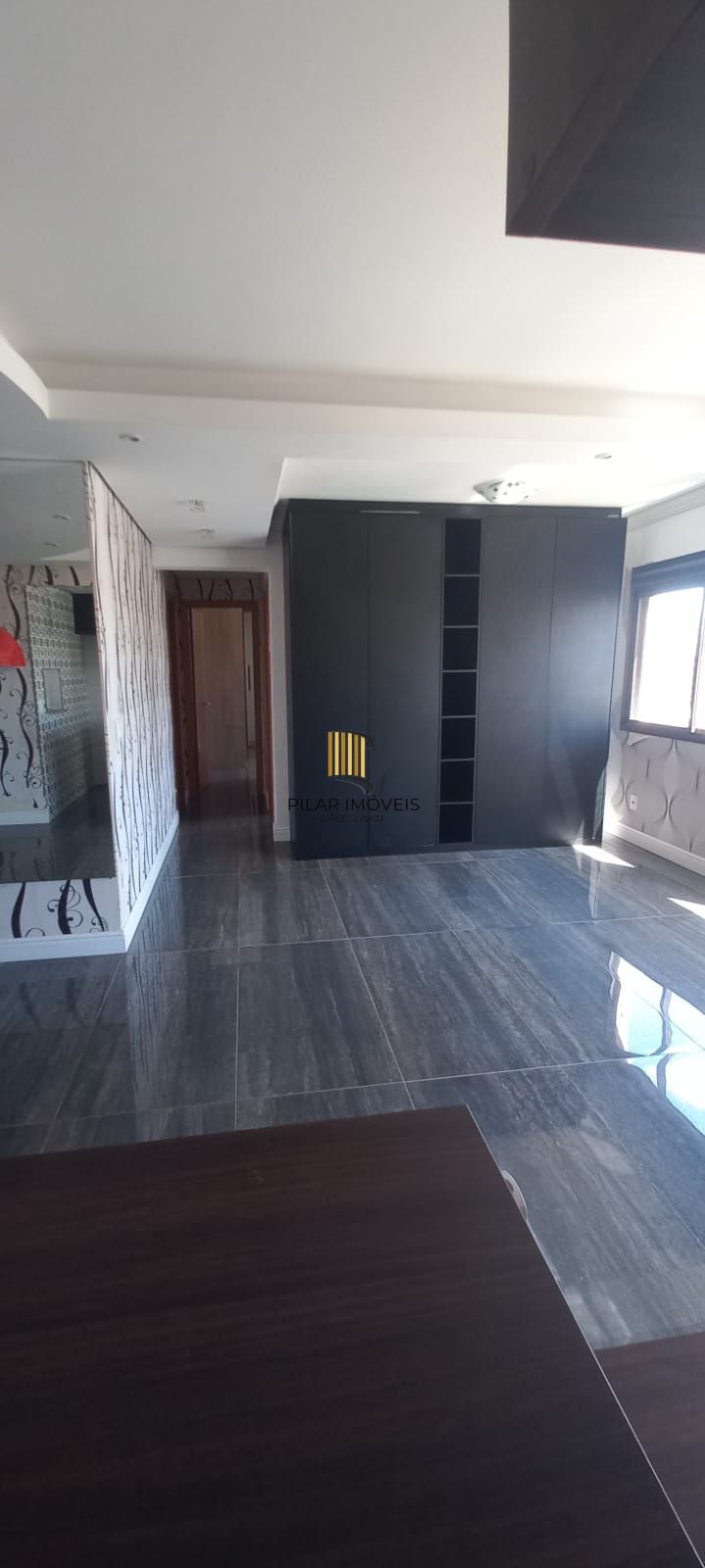 Apartamento de 3 dormitórios, 2 vagas cobertas, infra completa no Passo Da Areia