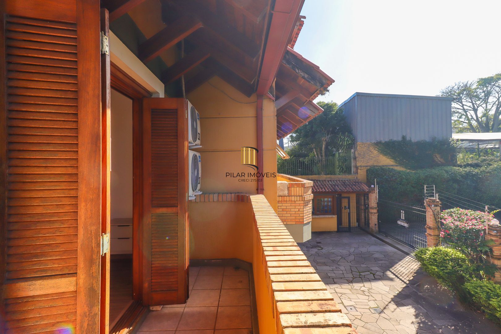 Casa em condomínio 4 dorms a venda na Av. Coronel Marcos,  Pedra Redonda, POA