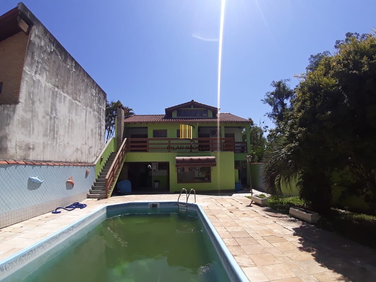 Casa com 4 dormitorios com 2 suites