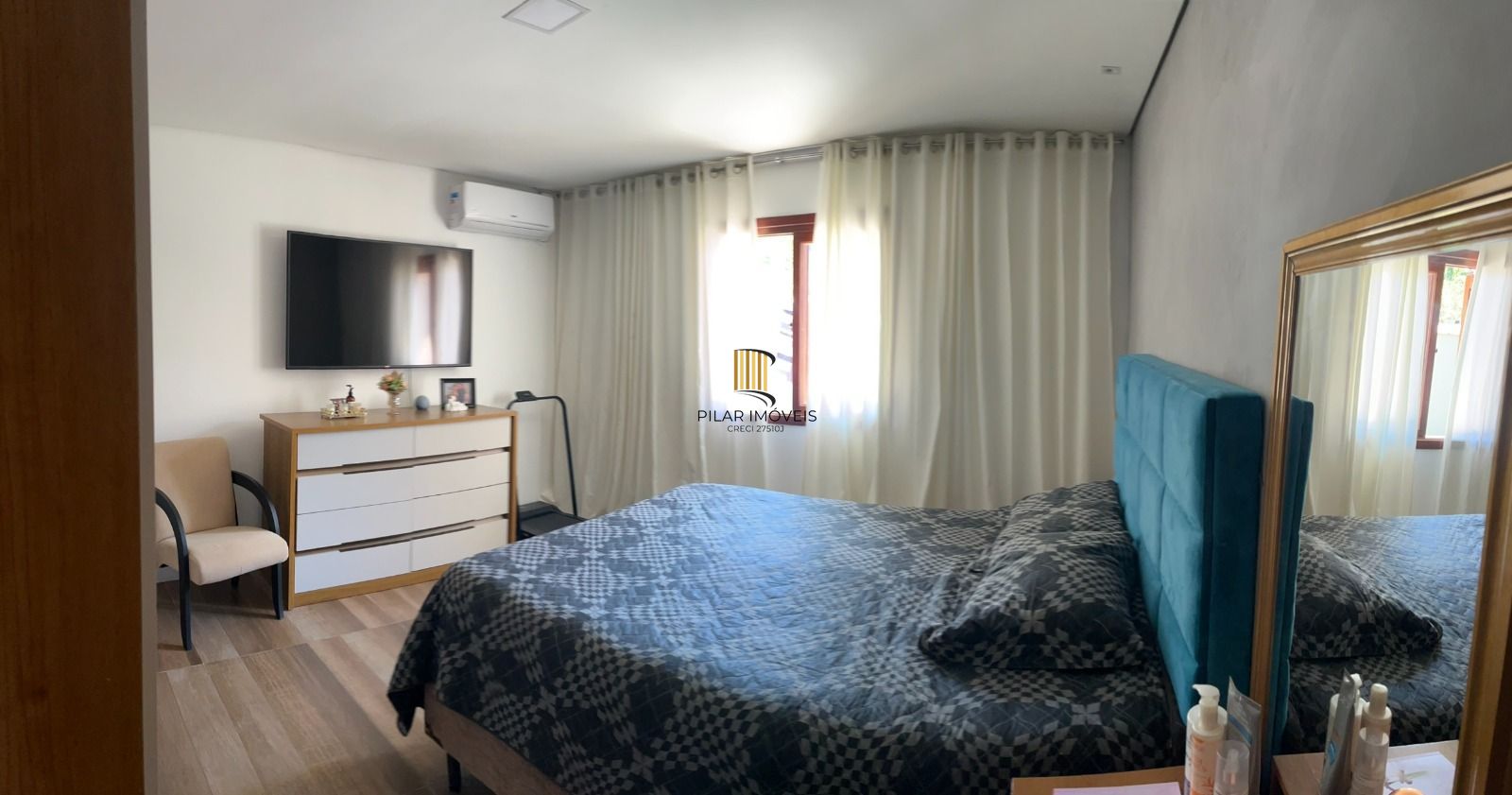 Casa 3 dormitorios com amplo patio