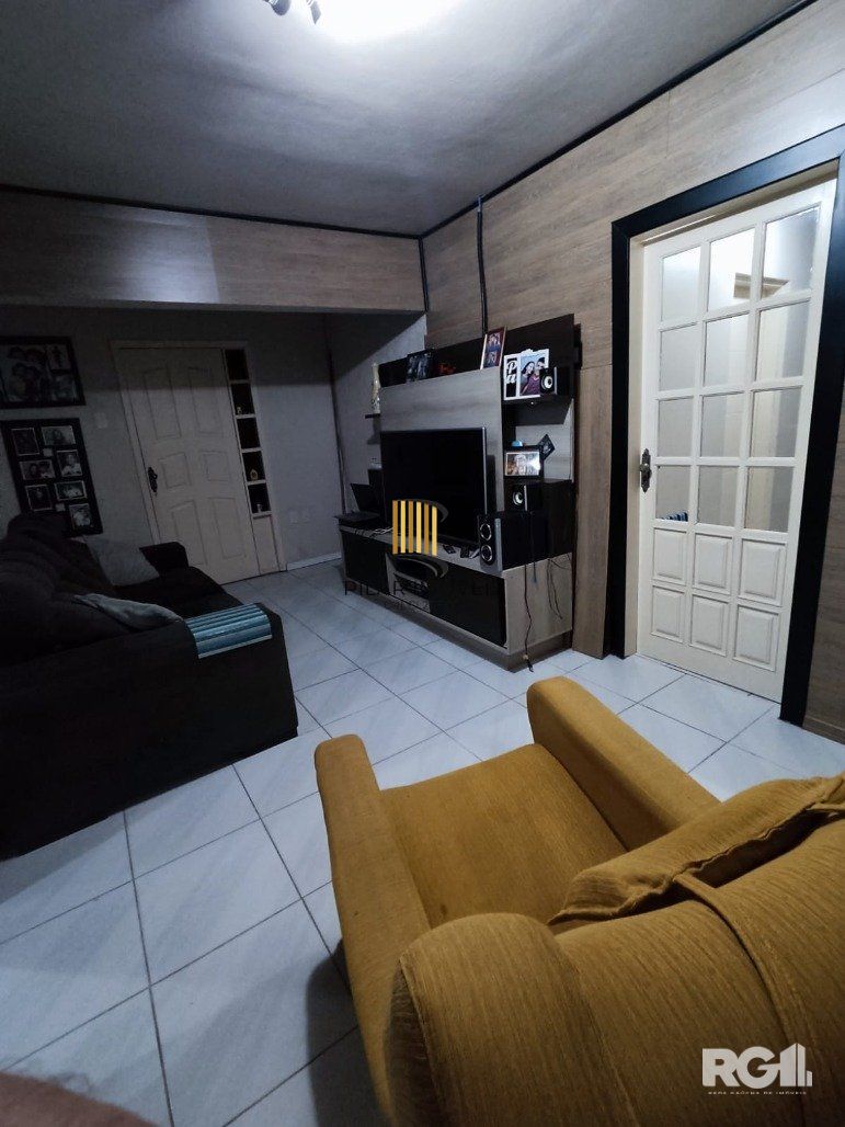 Casa 4 Dormitório(s) Bairro Alegria