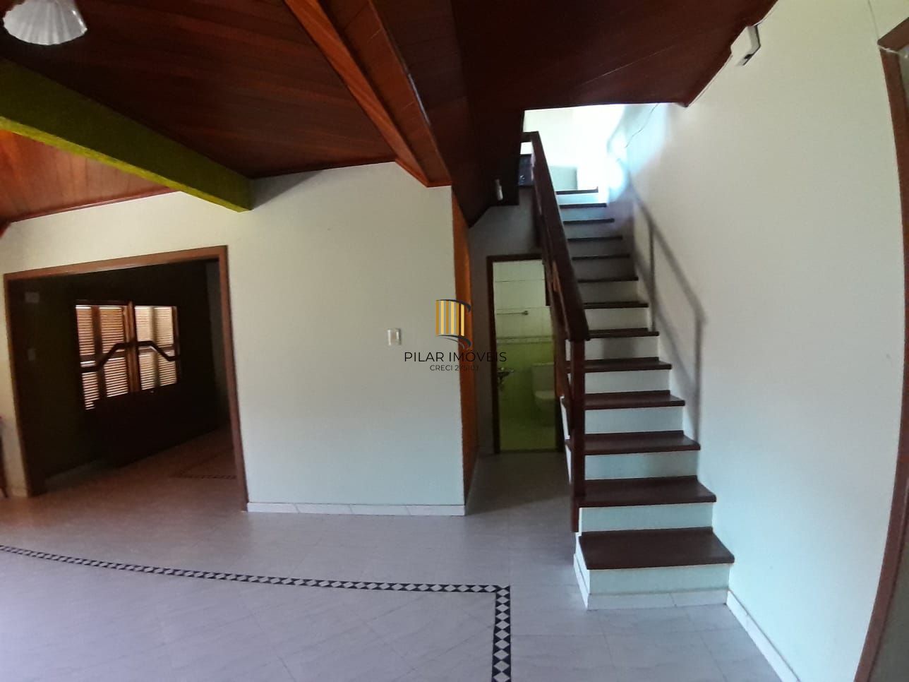 Casa com 4 dormitorios com 2 suites