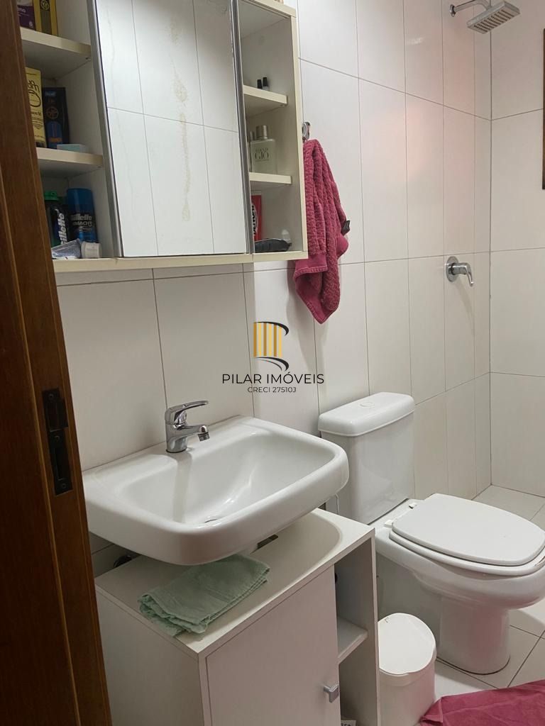 Casa 3 dormitórios no bairro Parque 35