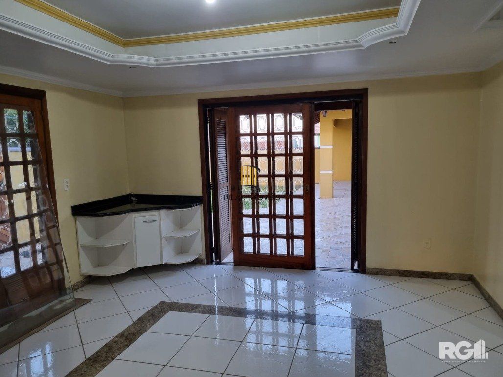 Casa 4 dormitórios no bairro Ermo