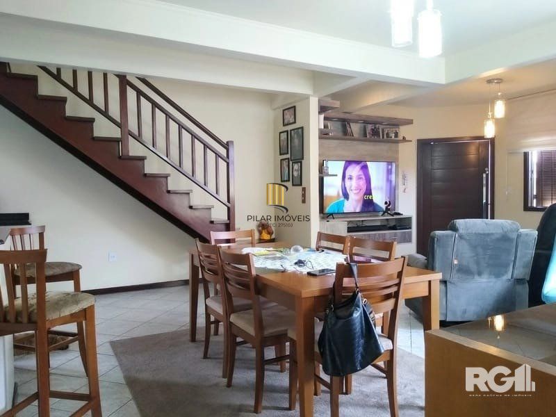 Casa sobrado com 3 dormitorios sendo 1 suite