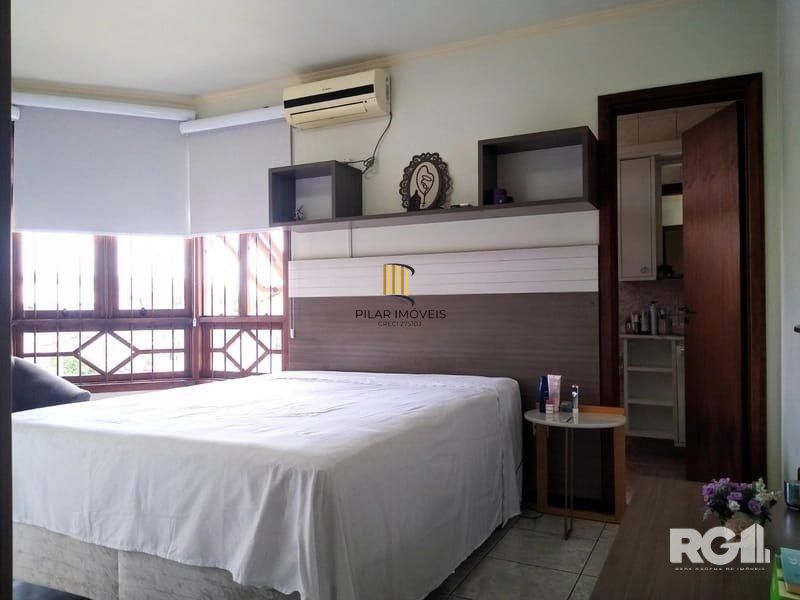 Casa sobrado com 3 dormitorios sendo 1 suite