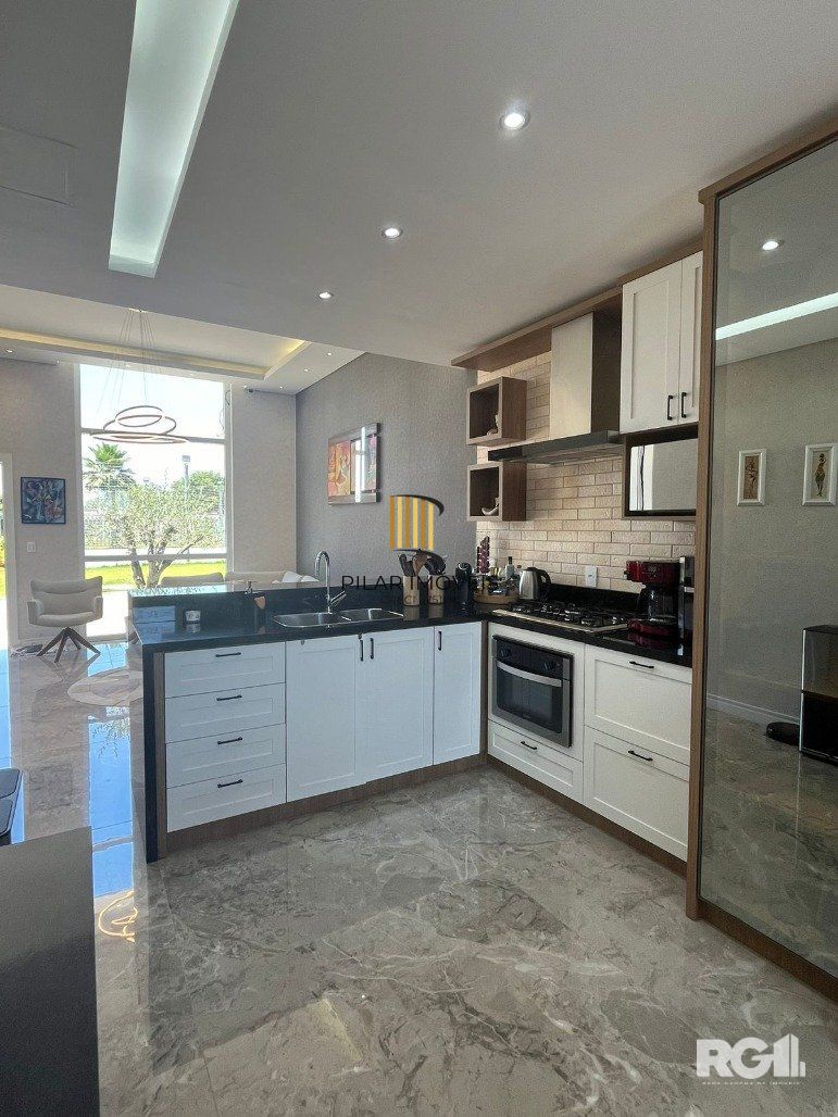 Casa com 3 Dormitorios 1 suite