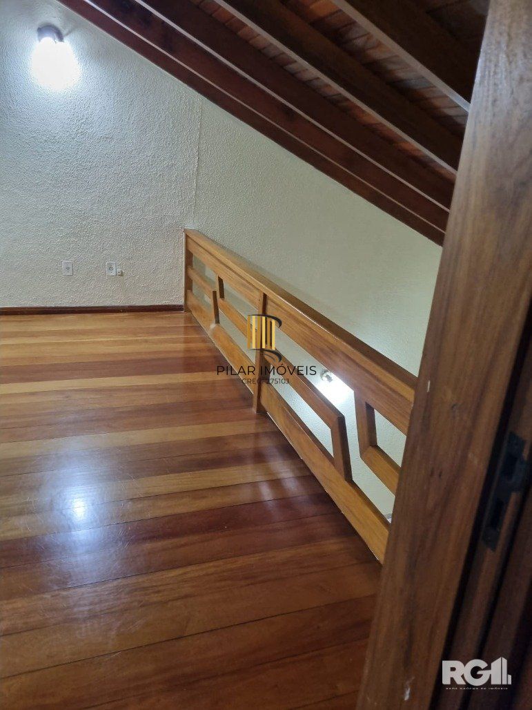 Casa 4 dormitórios no bairro Ermo