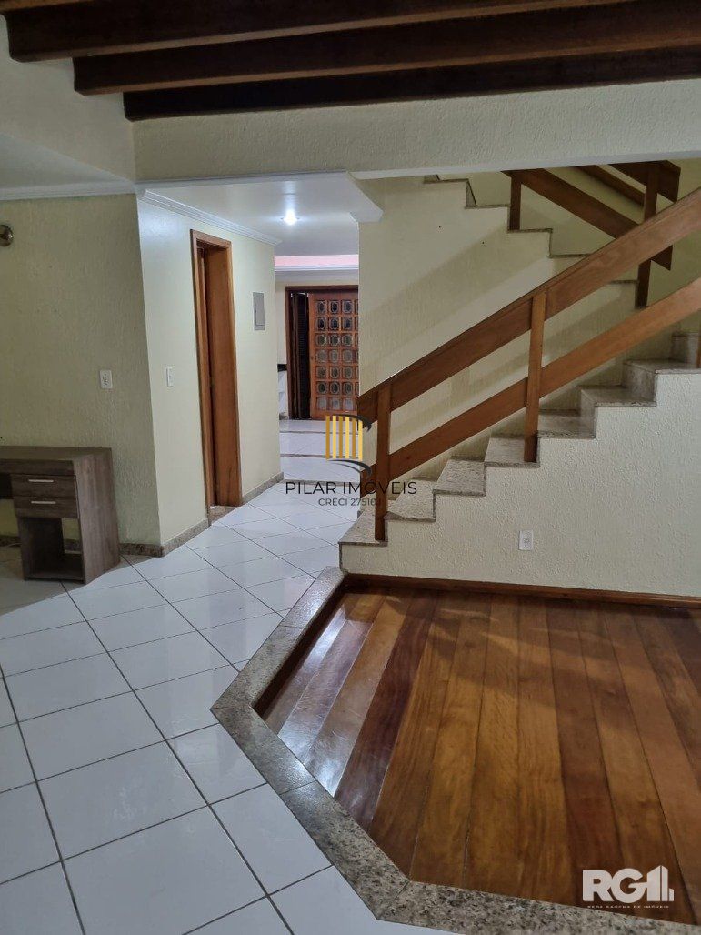 Casa 4 dormitórios no bairro Ermo
