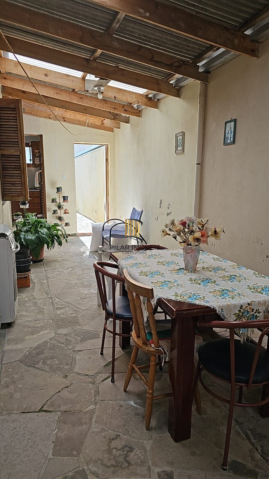 Casa 2 dormitorios aceita financiamento