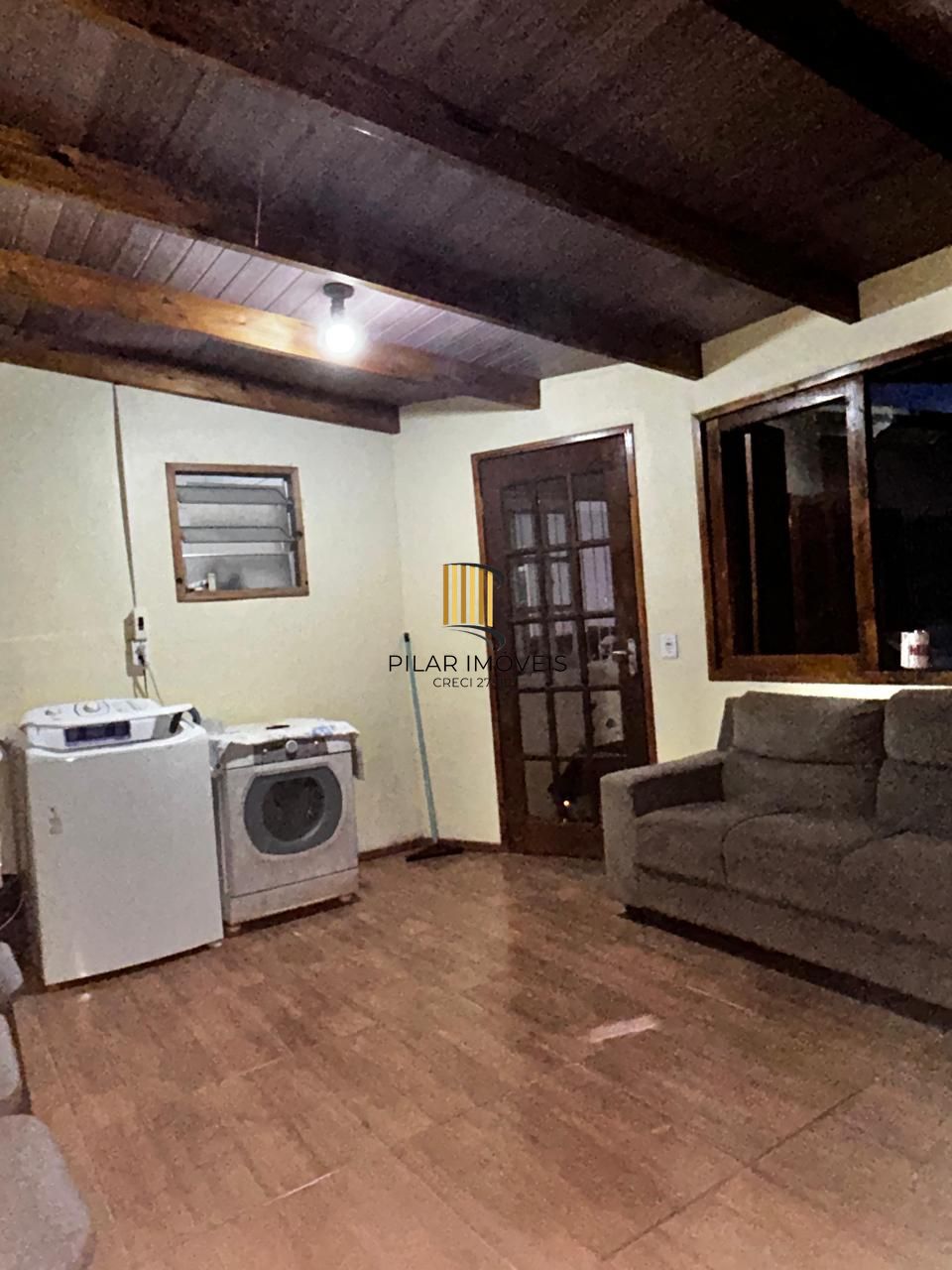 Casa 2 dormitorios com suite