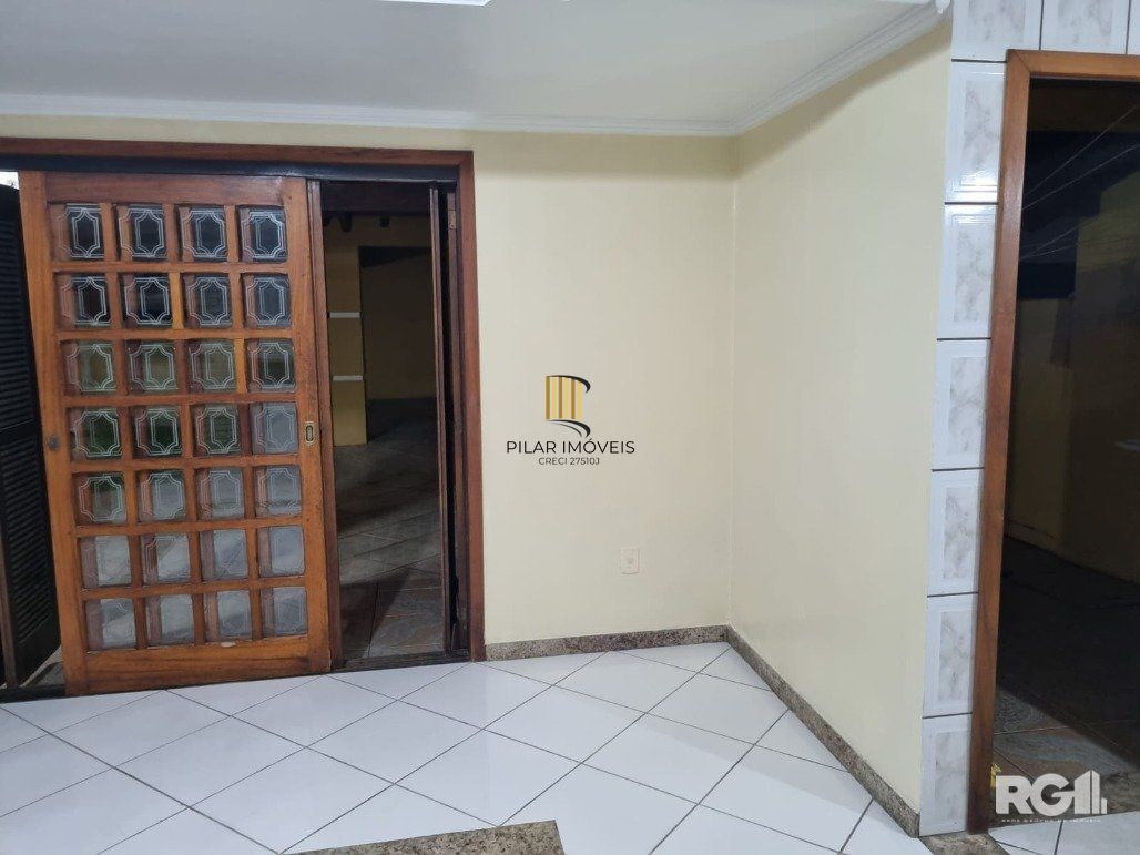Casa 4 dormitórios no bairro Ermo