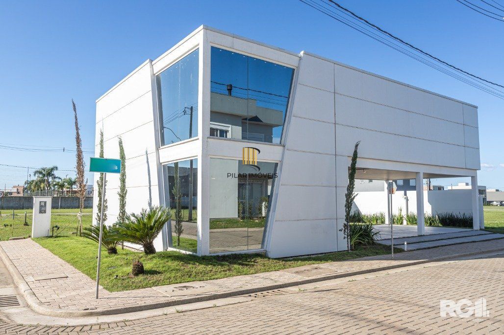 Casa de Condomínio 3 dormitórios no bairro Sans Souci