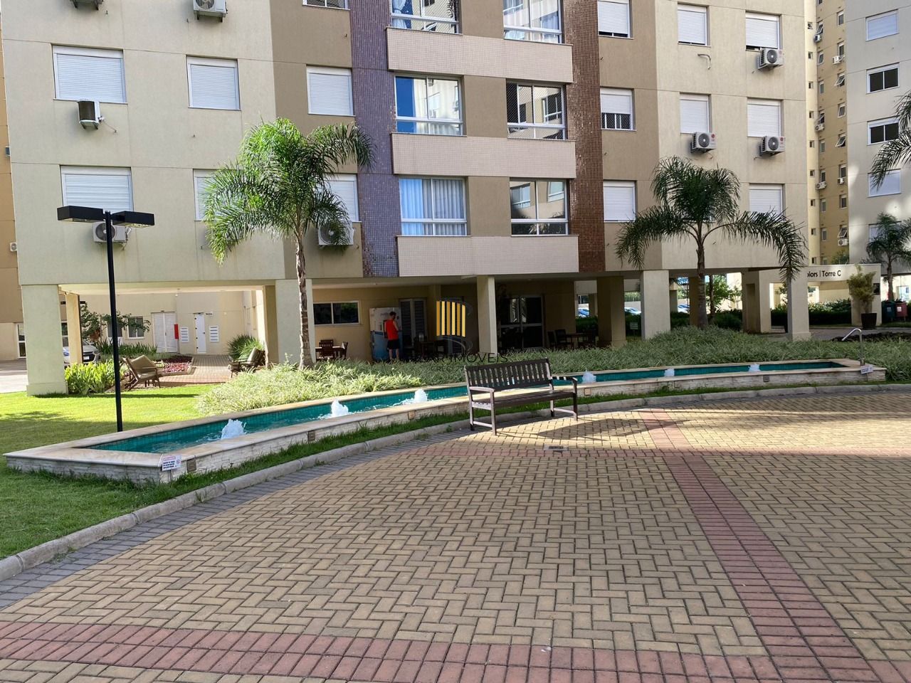 Apartamentos 2 Dormitorios com suite