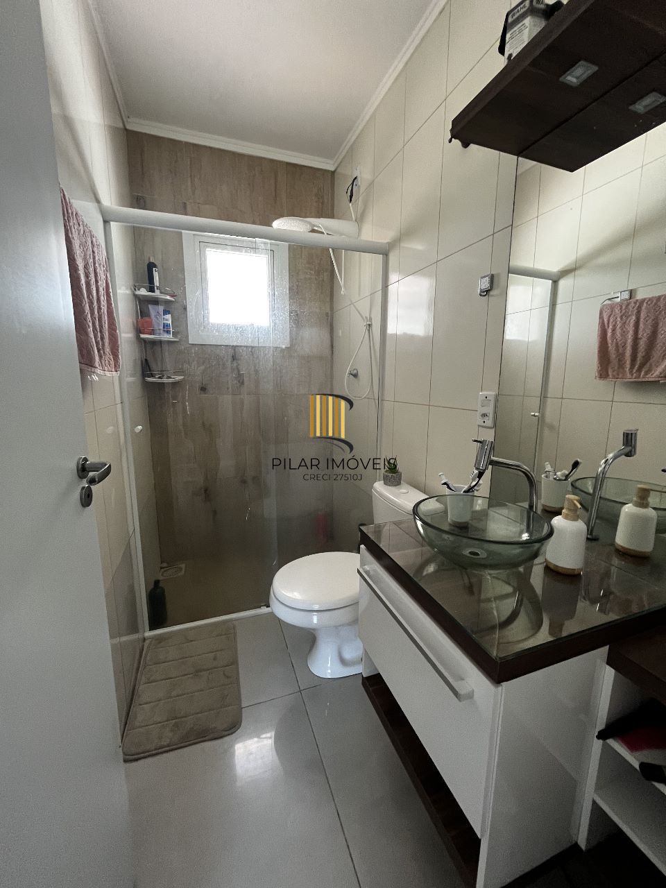Casa de excelente padrão construtivo
