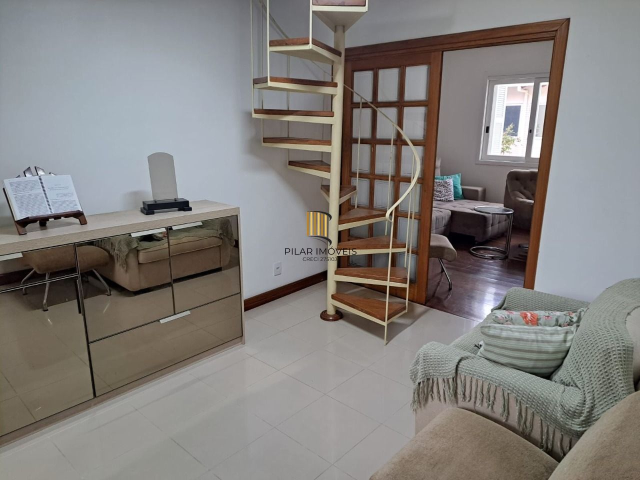 Sobrado 4 dormitorios com Excelente localização