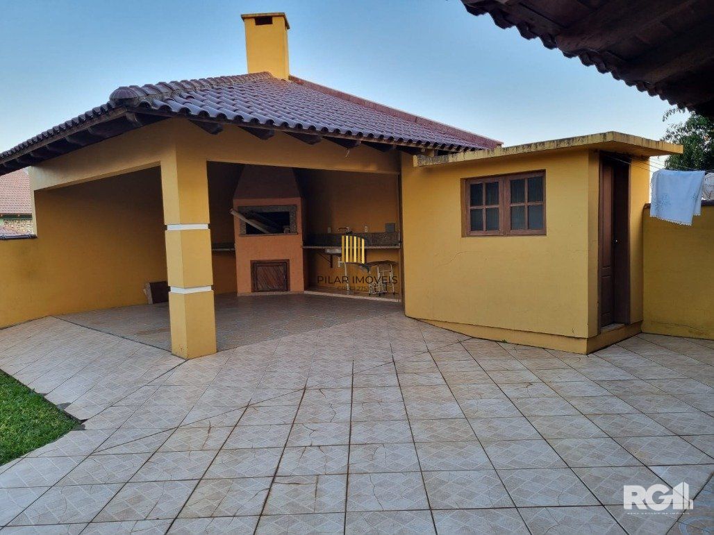 Casa 4 dormitórios no bairro Ermo