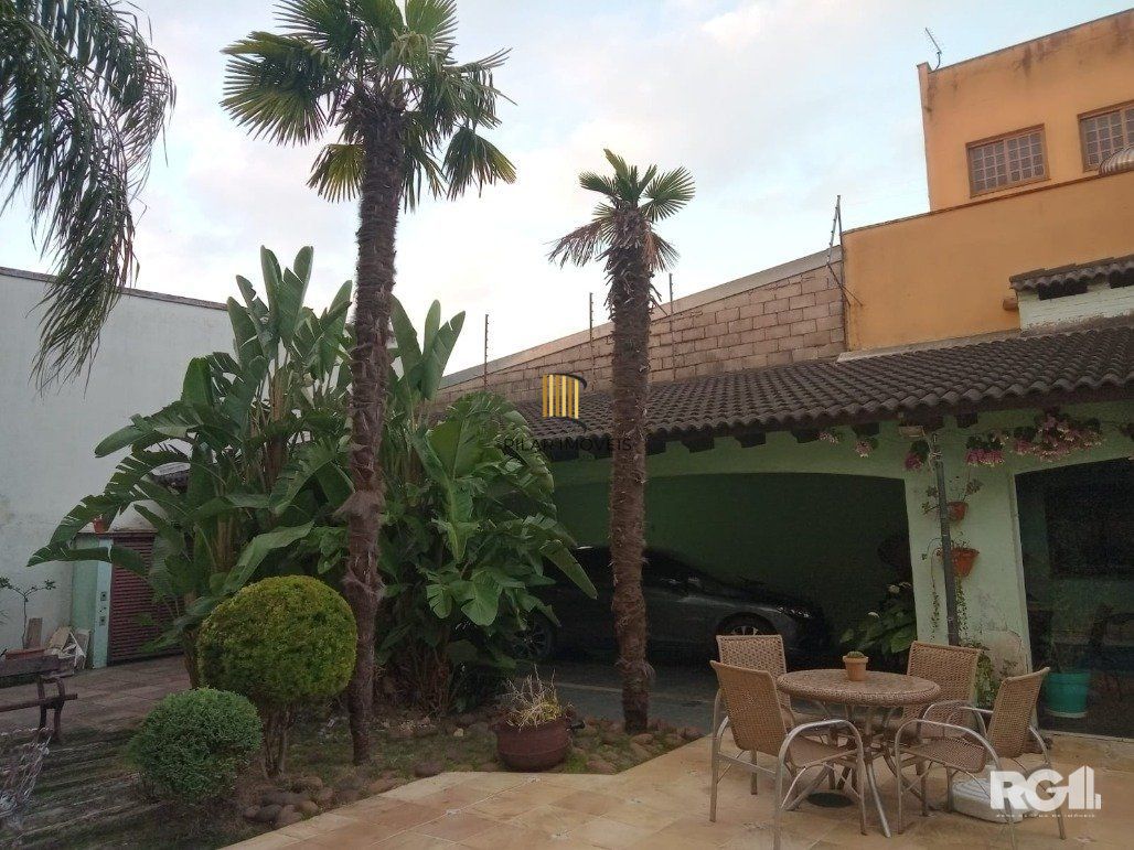 Casa 4 dormitórios no bairro Jardim Itu