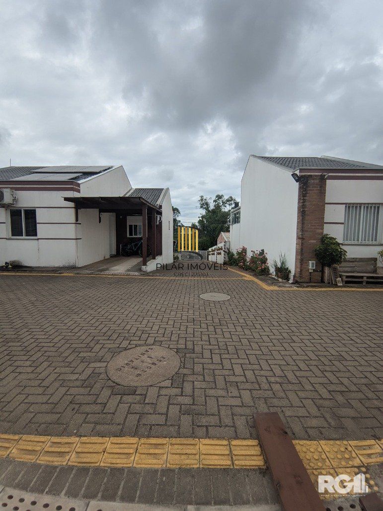 Casa de Condomínio 2 dormitórios no bairro Jardim dos Lagos