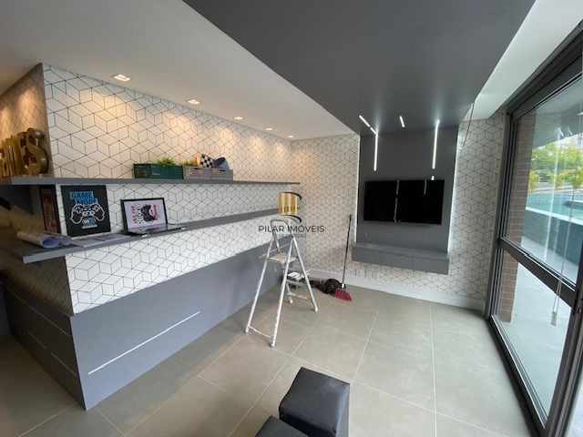 Apartamento com 01 dormitorio sendo suite master