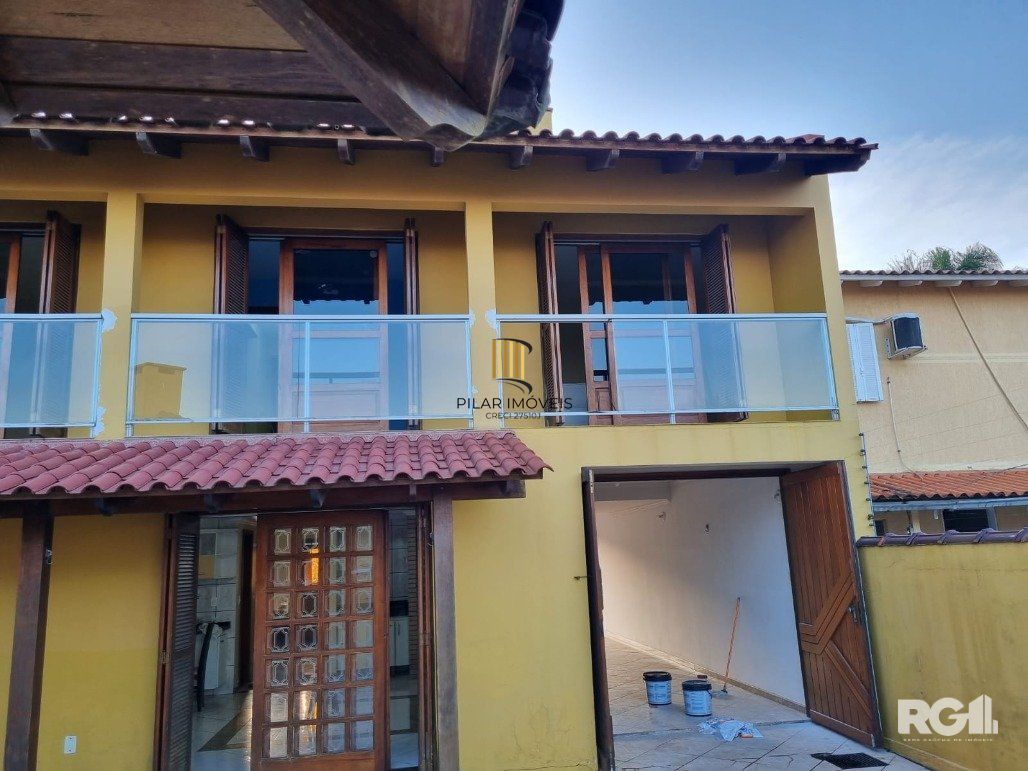Casa 4 dormitórios no bairro Ermo