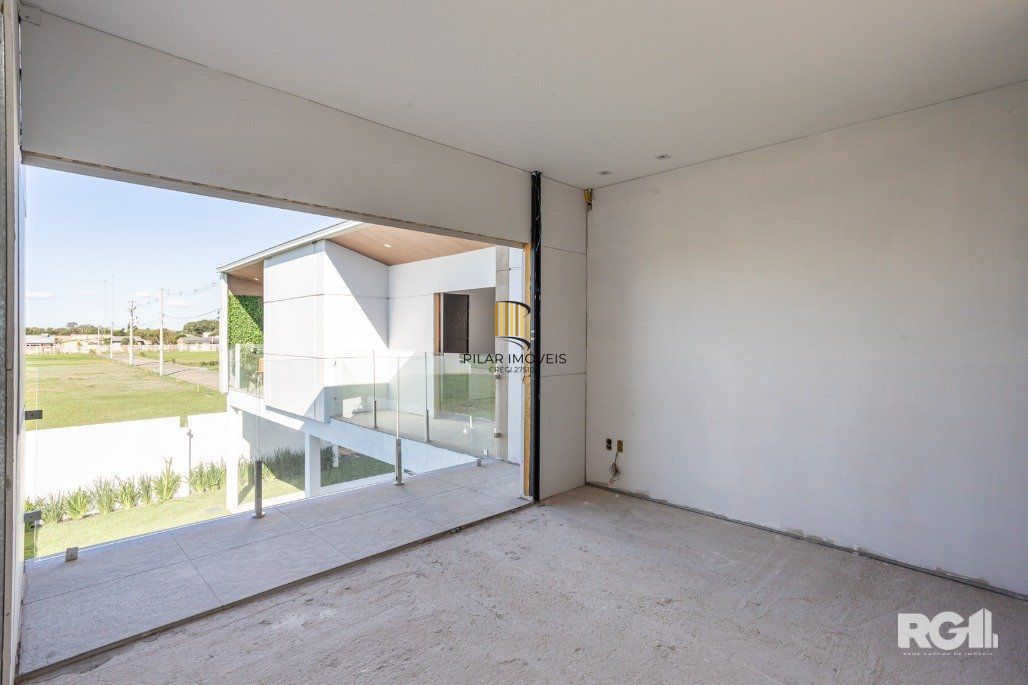 Casa de Condomínio 3 dormitórios no bairro Sans Souci