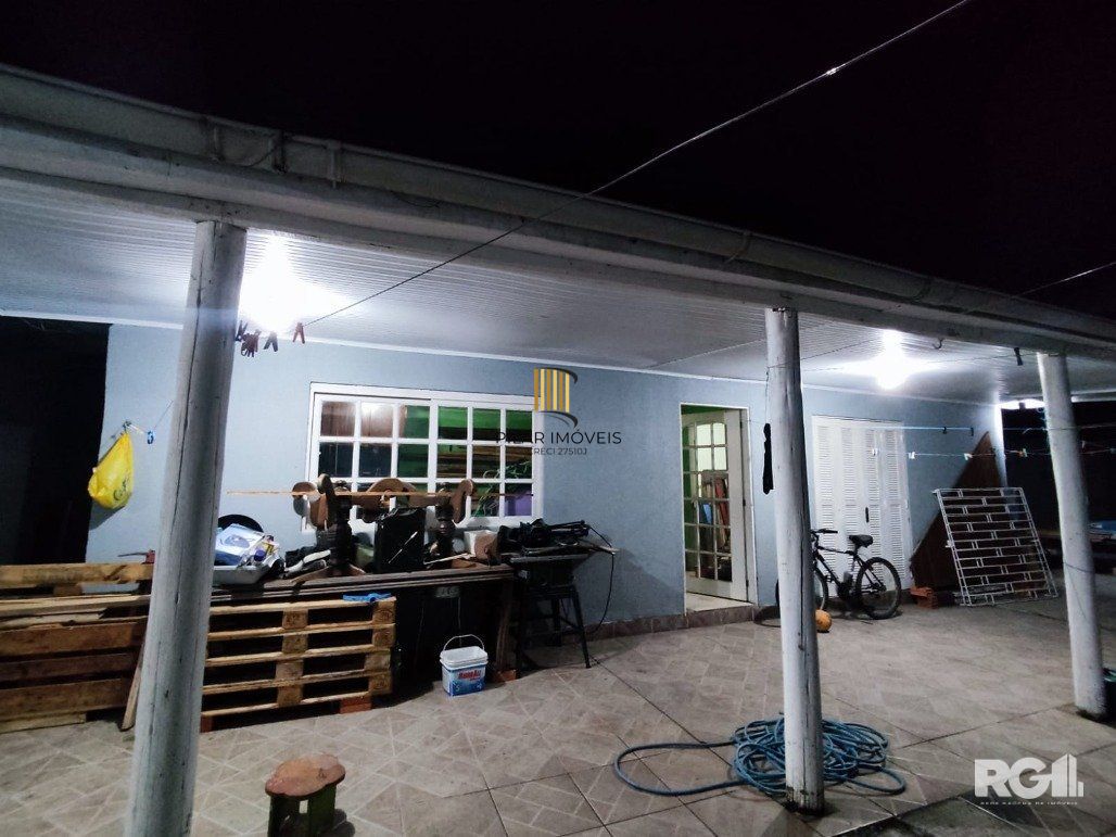 Casa 4 Dormitório(s) Bairro Alegria
