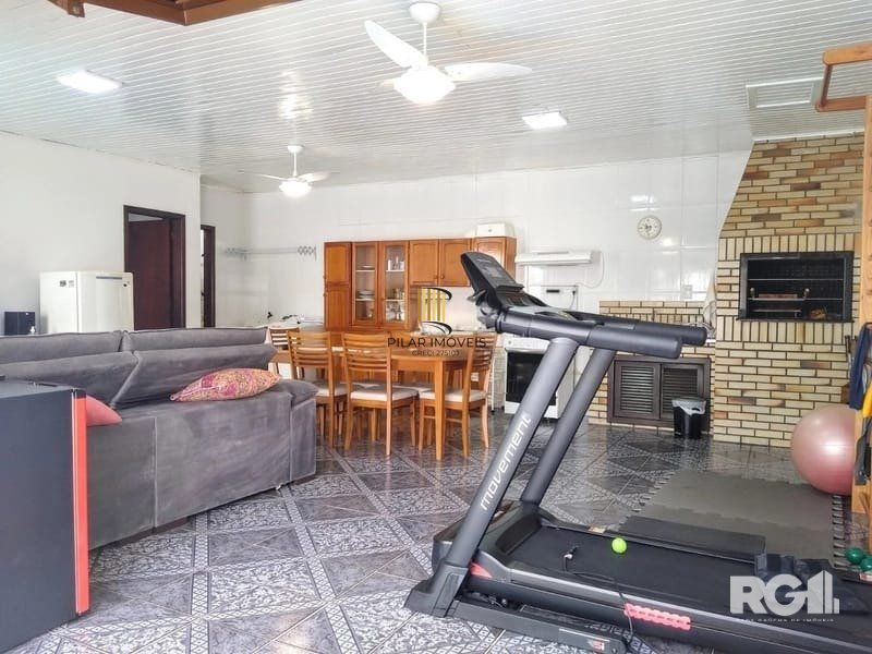 Casa sobrado com 3 dormitorios sendo 1 suite