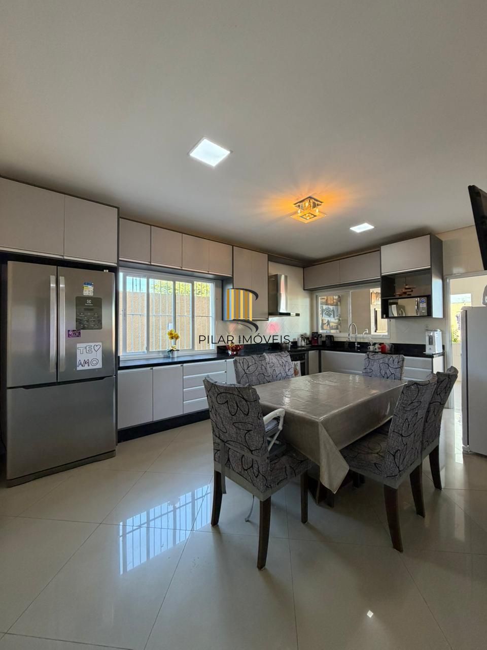 Linda casa 3 dormitorios com 1 suite