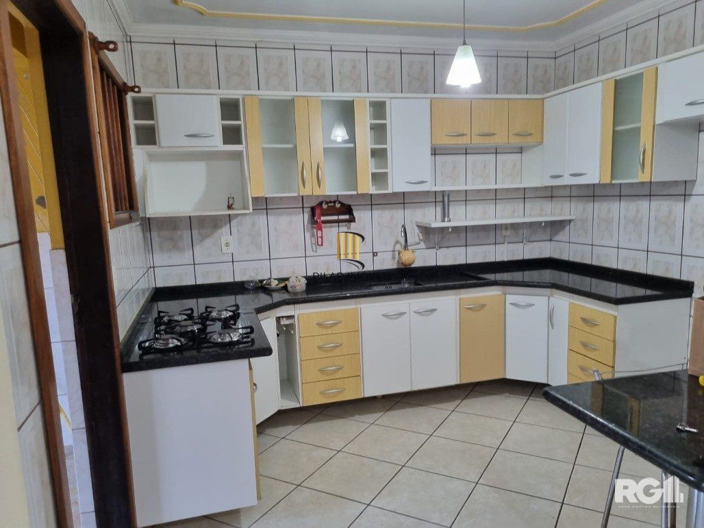 Casa 4 dormitórios no bairro Ermo