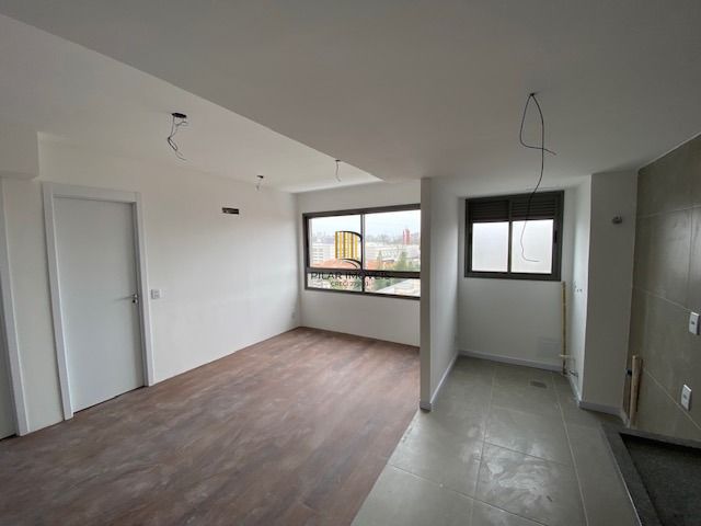 Apartamento com 01 dormitorio sendo suite master