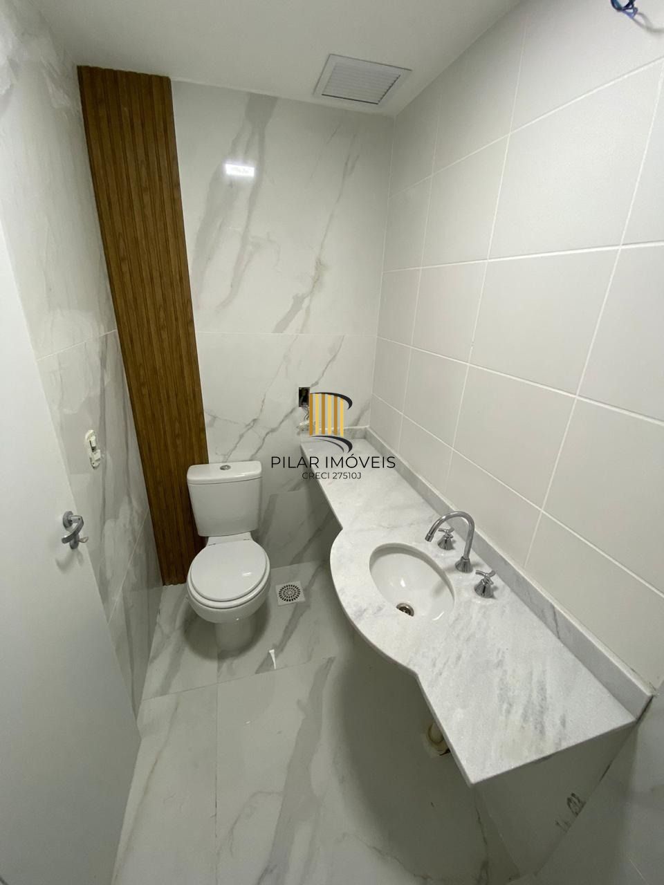Apartamentos 2 Dormitorios com suite