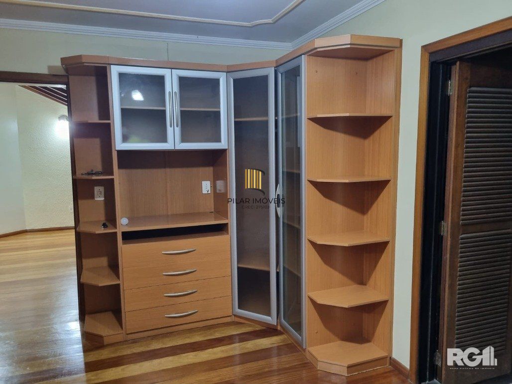 Casa 4 dormitórios no bairro Ermo