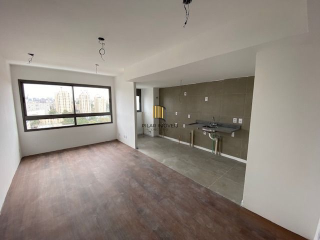 Apartamento com 01 dormitorio sendo suite master