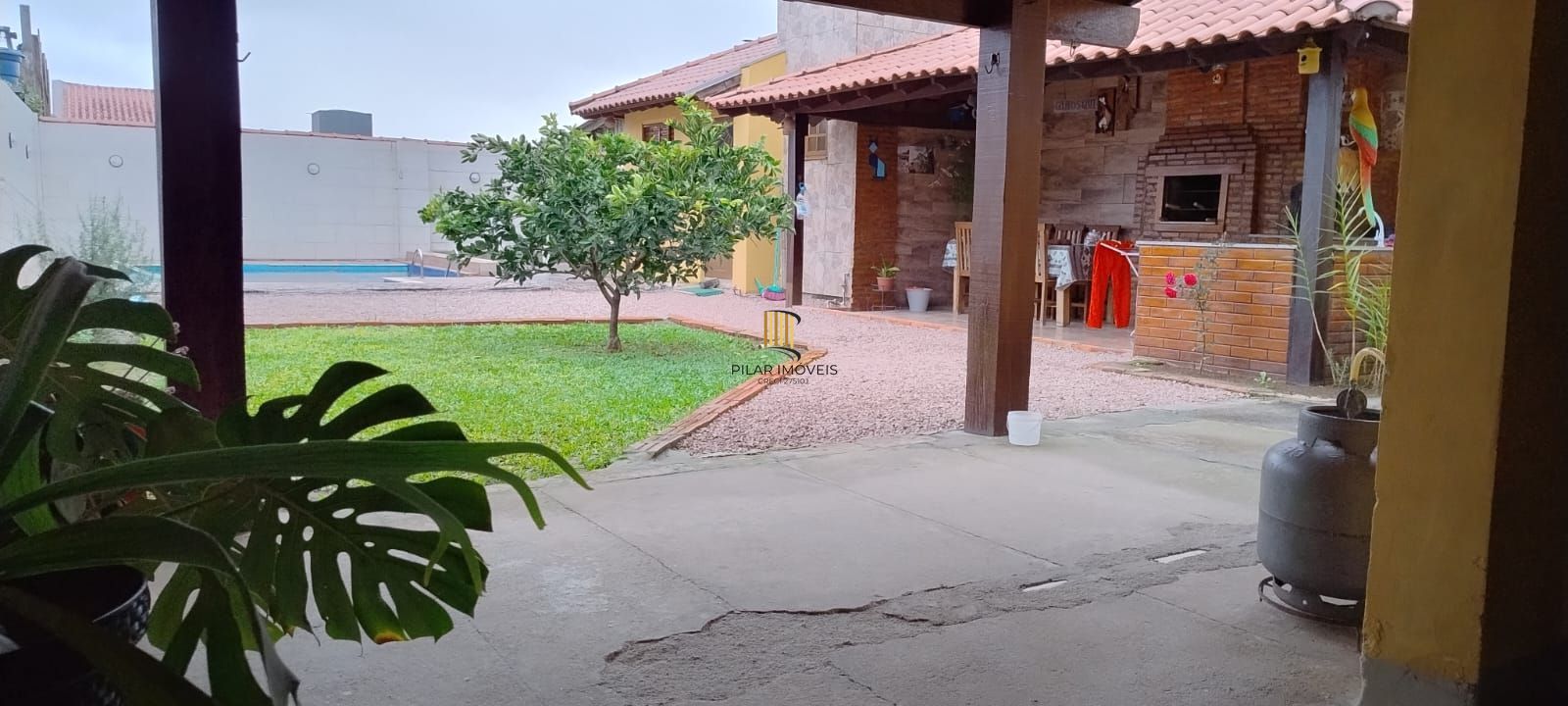 Linda casa 3 Dormitorios - Pilar Imóveis